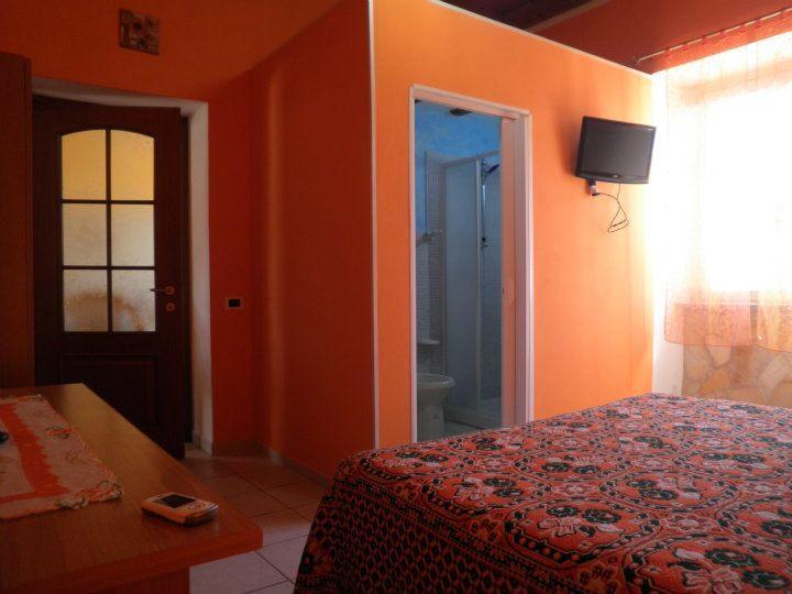 B&B Gli Ulivi SantʼAnna Arresi Exteriör bild